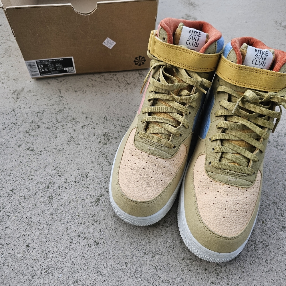 Nike Air Force One Sneakers